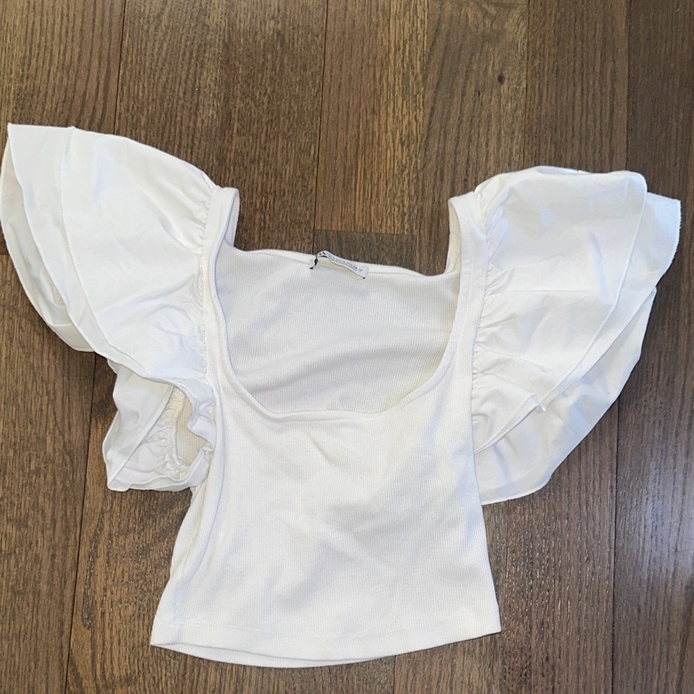 Zara White Ruffle Sleeve Blouse